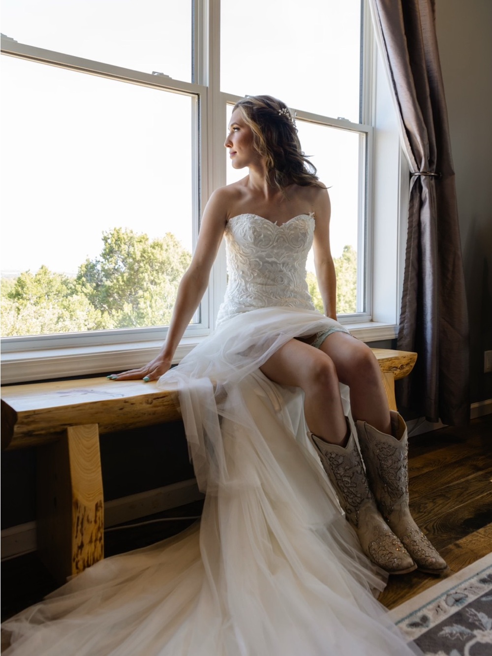 Maggie Sottero Ivory Bridal Gown Interior Detail - Picture 3 of 5